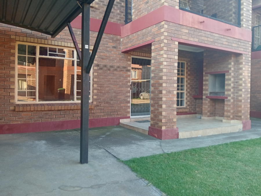 3 Bedroom Property for Sale in Waterval East North West